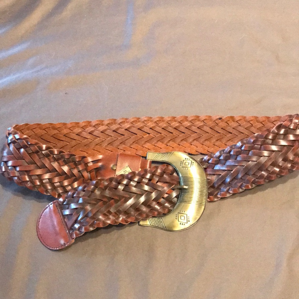CAbi belt